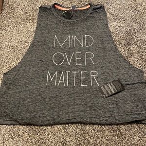 🟢🟢 NWT workout top